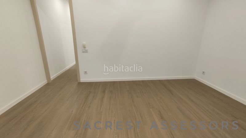 Foto effb256d-1670-433f-944b-b9c41ed07e1f. Pis a Estació de França Mollet del Vallès