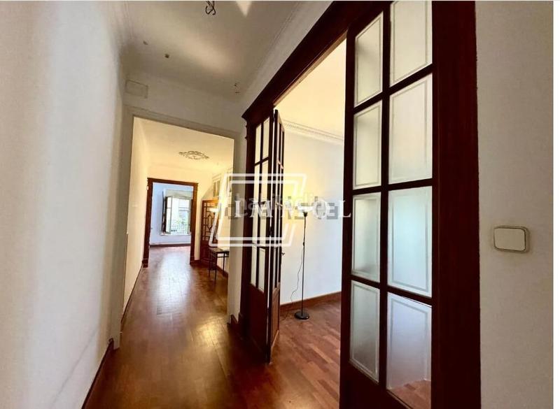 Foto ff2f1b38-3246-4110-815b-c9e713c2054a. Piso increible piso en finca regia, solo 3 vecinos, en el corazon de mataro en Mataró