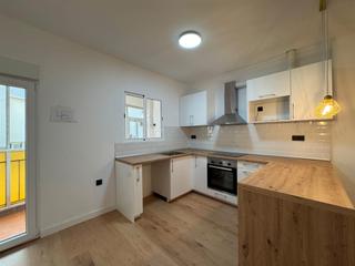 Dachwohnung  Ronda de la cerdanya. Ático reformado a estrenar, con terraza privada