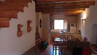 Pis a Pont de Suert (El). Casa unifamiliar, reformada.