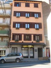 Edifici a Pont de Suert (El). Edificio en venta de 820 m2