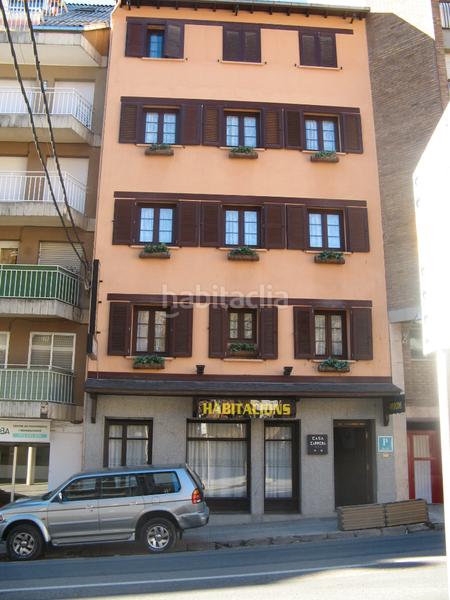 Foto 5b8c4086-d3b1-4a83-8346-4b2d8d303cbc. Edifici a Pont de Suert (El)