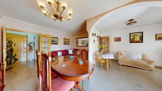 Appartement en Calle  san juan 5. Amplio y luminoso piso de 120m a 2 calles del ayuntamiento