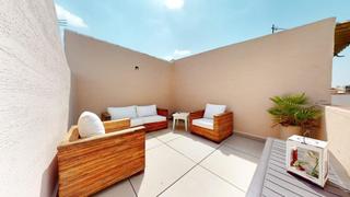 Casa en Ruiz lopez 1. Hermoso y luminoso triplex con 50m de terraza!