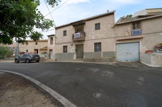 Mas à Fortuna. Encantadora casa con terreno en fortuna  ideal para reformar