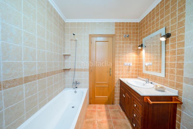 Foto dcfbd093-355e-4a86-9850-374e466d7204. Xalet amb calefacció aparcament piscina a Fortuna