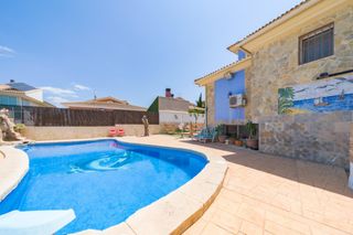 Chalet in Torres de Cotillas (Las). Chalet de lujo en el coto un oasis de elegancia y confort