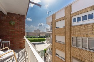 Rent Flat  Murcia - cl arquitecto emilio piñero 5. Amplio piso de 4 dormitorios con ascensor en vistalegre murcia