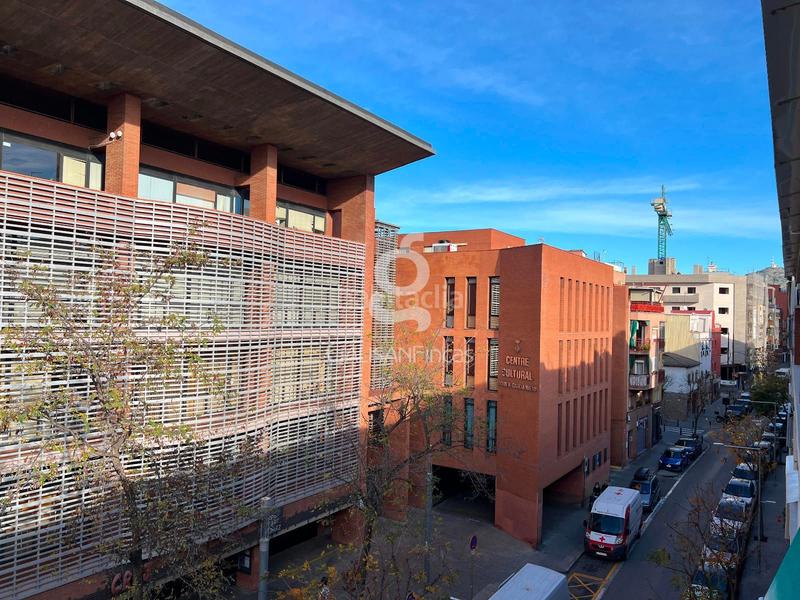 Foto 5659e9f2-fd2f-4133-91fd-a6715b52d6fb. Appartement dans La Gavarra Cornellà de Llobregat