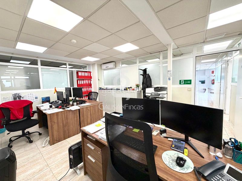 Foto e1fffd56-f899-4f01-b81e-d91373216a51. Office space with heating parking in Almeda - El Corte Inglés Cornellà de Llobregat