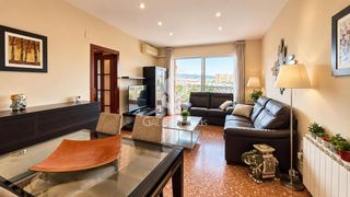 Etagenwohnung  Felip ii. Piso 4 hab y 100 mt con terraza y ascensor en venta