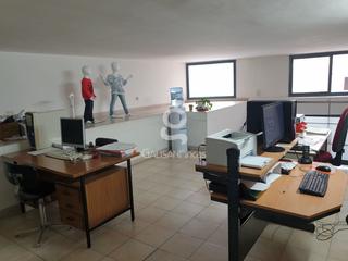 Local Comercial a Riera. Local en dos plantas muy bien comunicado