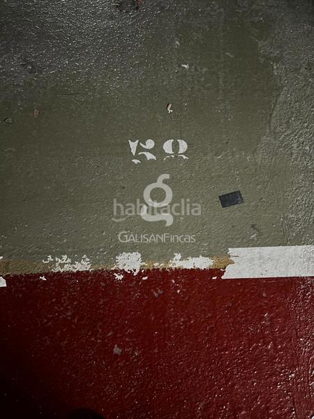 Foto 2ca8c216-3bab-48b9-b66a-fff96a660b69. Car parking in Almeda - El Corte Inglés Cornellà de Llobregat