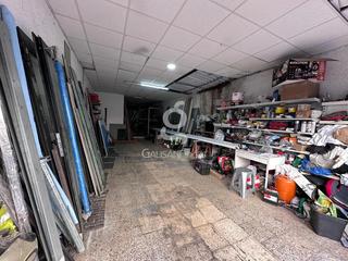 Local Comercial  Calderon de la barca. Se vende localalmacn en badaona la salud 153 m con vado