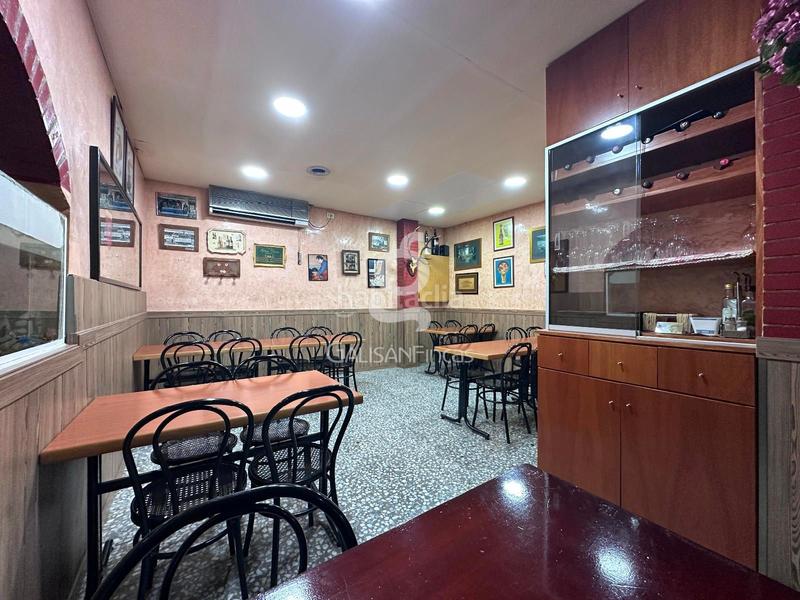 Foto 11f8ebc3-4524-4fc6-a9e5-30d4c792414a. Traspàs local comercial a Les Planes Sant Joan Despí