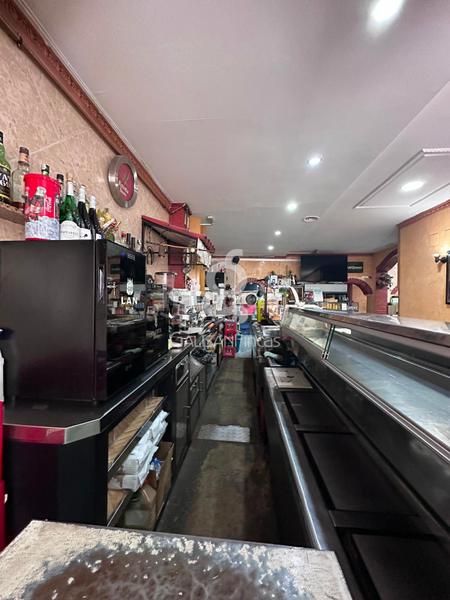 Foto 2a28fdce-ac00-43a3-9012-60ed28d9832b. Traspaso local comercial barrestaurant en traspaso en las planas en Sant Joan Despí