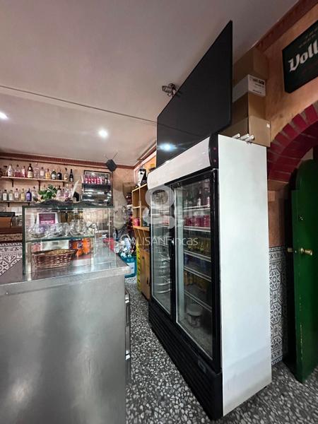 Foto a79e501e-9f02-4eee-b0b3-ab5629ef2d4f. Trapasso locale commerciale in Les Planes Sant Joan Despí