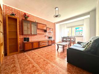 Pis  Parc. 3 habitaciones, cocina con lavadero y excelente distribucin. id