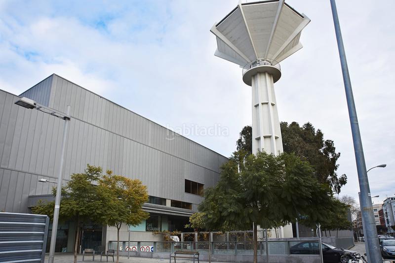 Foto 00c8c9fc-c6fd-4927-8037-51df54dfe39a. Location local commercial dans Sagnier-Plaça de Catalunya Prat de Llobregat (El)