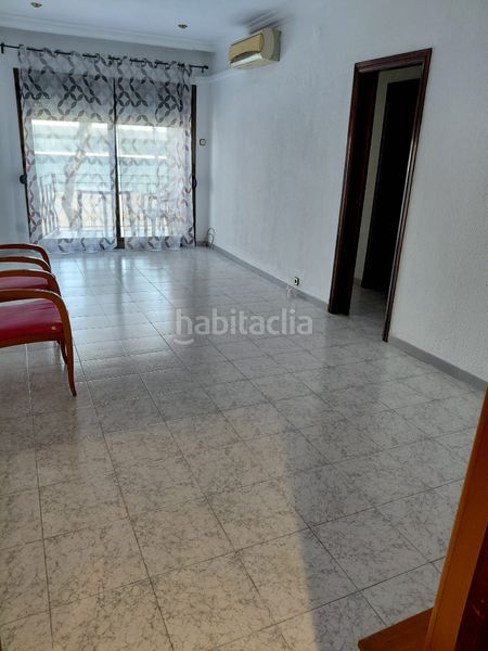 Foto d57bbe84-3a2a-4797-bcda-9b529d875a81. Pis a Estruch-Eixample Prat de Llobregat (El)