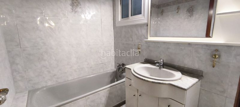 Foto 7bfc1a23-1f37-490b-9480-d36c2dfc583e. Pis a Centre Prat de Llobregat (El)