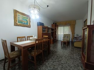 Pis  Plaça de catalunya. Centrico, con ascensor y balcon