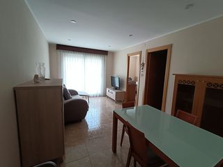 Pis  Avinguda del remolar. Reformado, exterior y con balcón