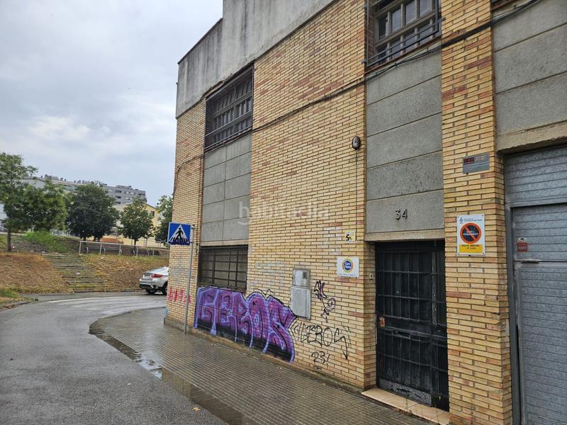 Foto f46d18fc-94ee-48cc-a7b5-182c5bb99e8b. Industrial building in Centre-Cordelles Cerdanyola del Vallès