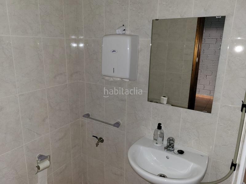 Foto 3994209e-4f41-4a0c-811d-0dfb32843a1e. Lloguer local comercial a Solsona