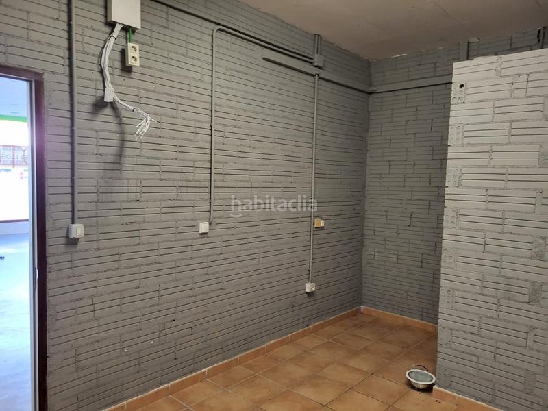 Foto b0adb502-f48a-4109-b140-bc7f8753ac23. Lloguer local comercial a Solsona