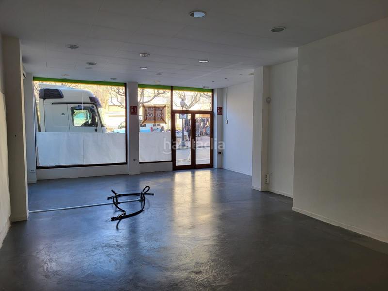 Foto d16b93f8-b842-45b6-8f42-17ffea02beb2. Lloguer local comercial a Solsona