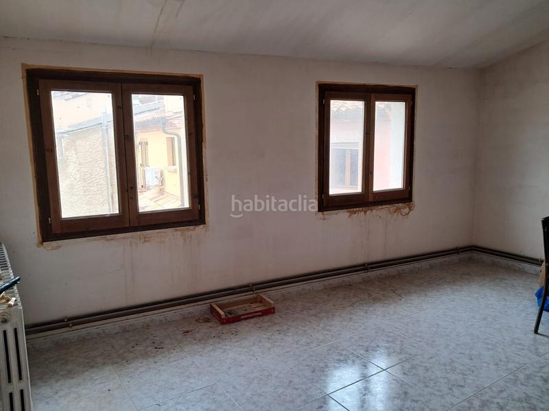 Foto a004bfb7-7770-4104-8051-507c134cffd0. Masía casa casco antiguo de sanaja. en Sanaüja