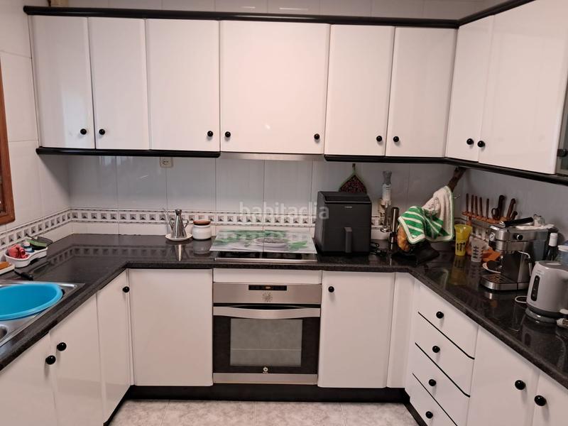 Foto b5bd7356-e19d-4c6b-90b7-71c693773bbf. Masía casa casco antiguo de sanaja. en Sanaüja