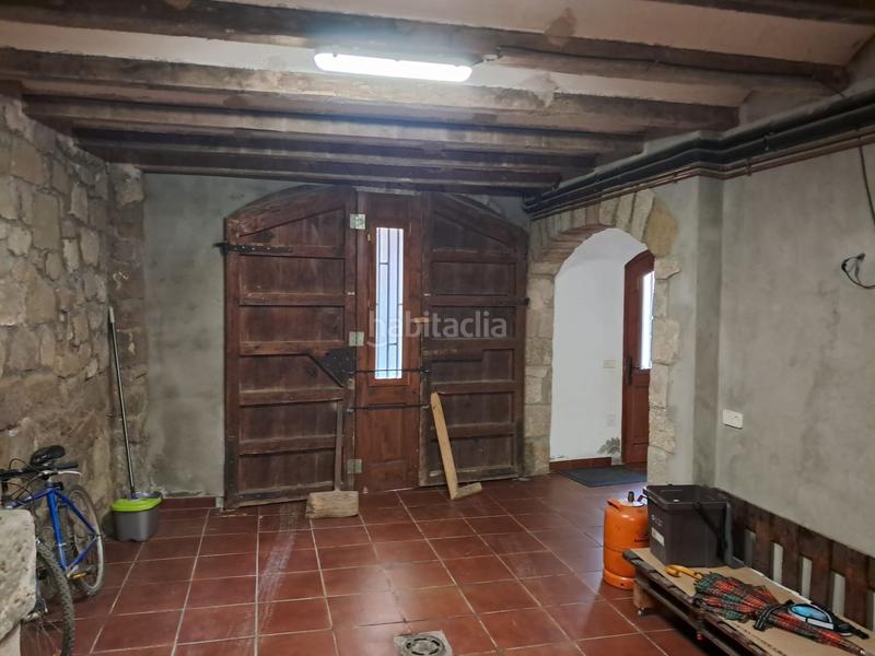 Foto c15faad2-9435-4f43-8296-8e0c3f83b66b. Masía casa casco antiguo de sanaja. en Sanaüja