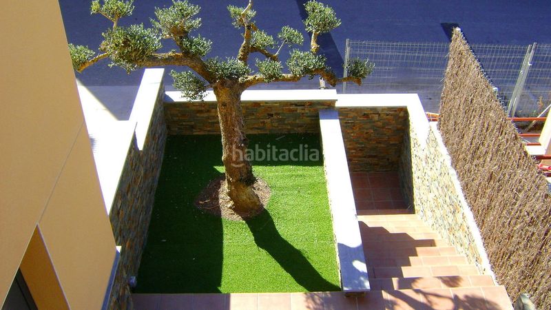 Foto 79a54d4b-cf5c-48c7-8e27-c7b345311cb9. Casa adossada a Solsona