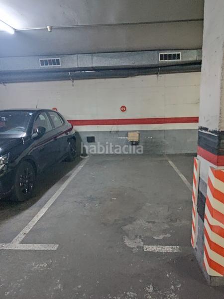 Foto 3575d516-ac97-4cc7-b809-c6f87e2403e1. Parking coche en avinguda Bufalà 33 plaza de parking en av. bufalá . coche mediano. con posibilidad de comprar la plaza continua en Badalona
