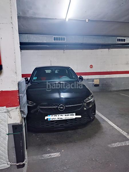 Foto 40289619-718e-4094-932d-03b1821cec63. Parking coche en avinguda Bufalà 33 plaza de parking en av. bufalá . coche mediano. con posibilidad de comprar la plaza continua en Badalona