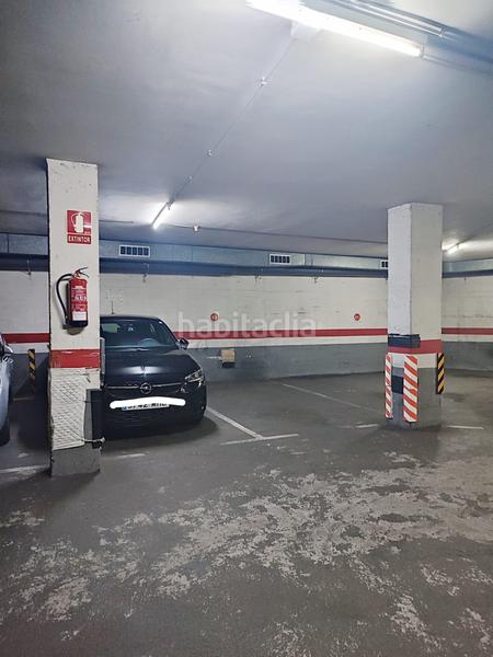 Foto 52f226de-0ab0-492b-9854-9bde9cf5c864. Parking coche en avinguda Bufalà 33 plaza de parking en av. bufalá . coche mediano. con posibilidad de comprar la plaza continua en Badalona