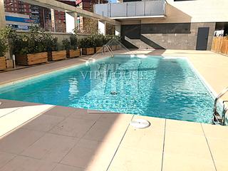 Pis a Avinguda del marquès de mont-roig 120. Piso casi nuevo, balcon, parking, piscina