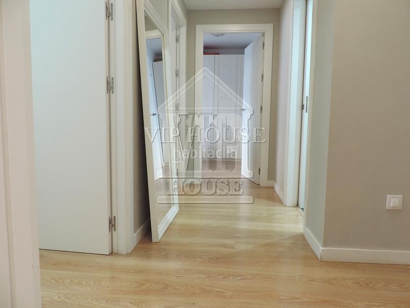 Foto 4d700c88-2ba8-4cd0-9851-1bdb61c99539. Piso en carrer d'eduard maristany 227 estupendo piso en primera línea de mar de 3 hab. 96m2 construidos en Badalona