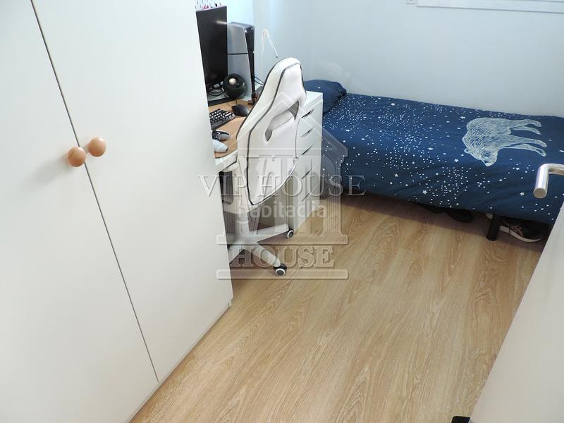 Foto a4095702-4a49-40f4-a447-d73b1fd53058. Piso en carrer d'eduard maristany 227 estupendo piso en primera línea de mar de 3 hab. 96m2 construidos en Badalona