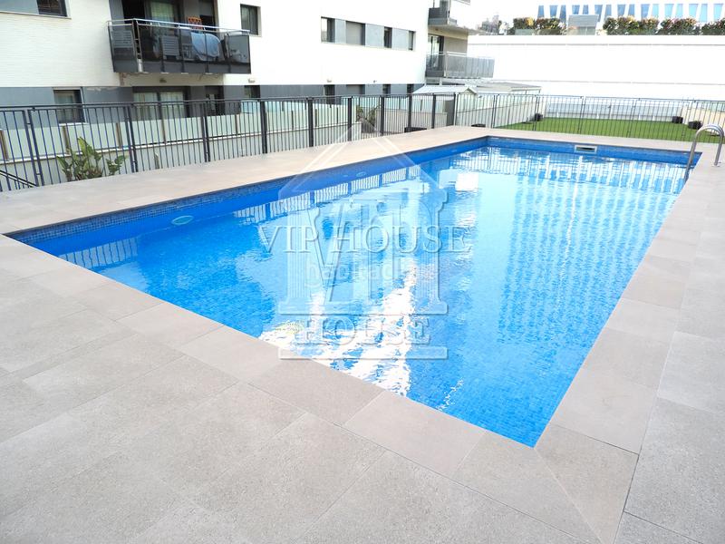 Foto a7a2cea9-f2ac-49b4-8a36-79eae3deb817. Piso en carrer d'eduard maristany 227 estupendo piso en primera línea de mar de 3 hab. 96m2 construidos en Badalona