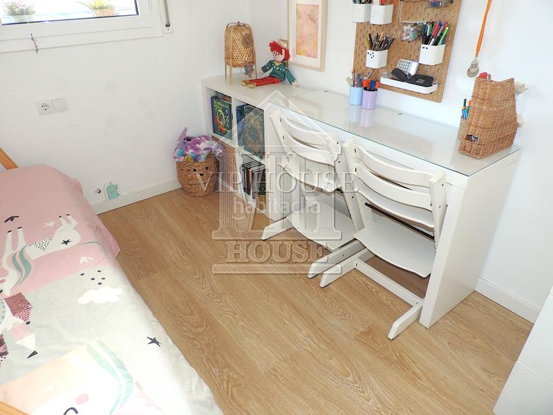 Foto adf1b2d4-4217-4500-a6c0-ad851feb76a5. Piso en carrer d'eduard maristany 227 estupendo piso en primera línea de mar de 3 hab. 96m2 construidos en Badalona
