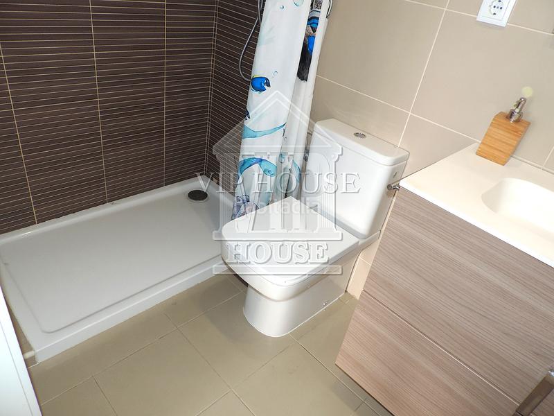 Foto c6094094-7590-44c5-abff-500e3a849d4e. Piso en carrer d'eduard maristany 227 estupendo piso en primera línea de mar de 3 hab. 96m2 construidos en Badalona