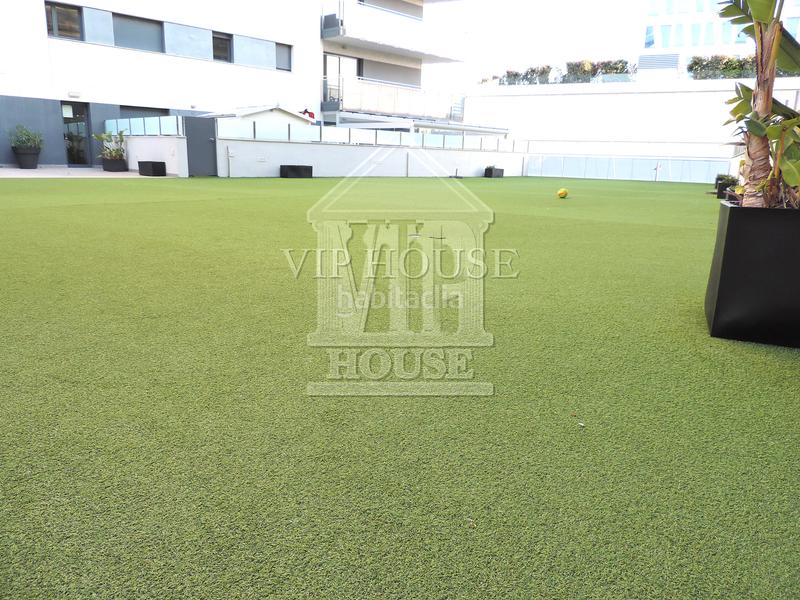 Foto e497eef2-6fb7-4eee-b244-3d3ef9bd36de. Piso en carrer d'eduard maristany 227 estupendo piso en primera línea de mar de 3 hab. 96m2 construidos en Badalona