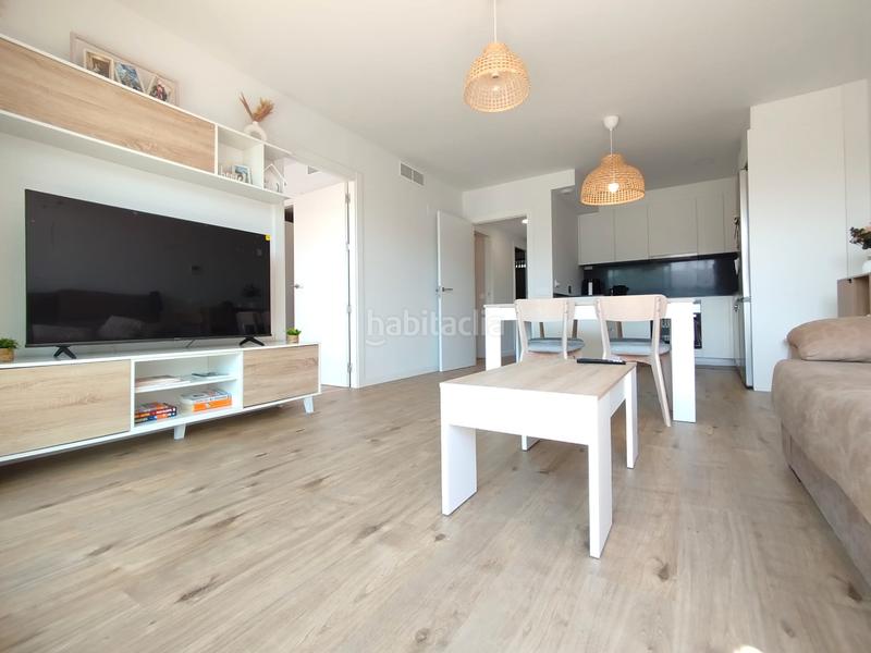 Foto 1f41437e-787c-4bf5-a973-8a77f11e3403. Pis a carrer del Manresà 31 a Manresà Badalona