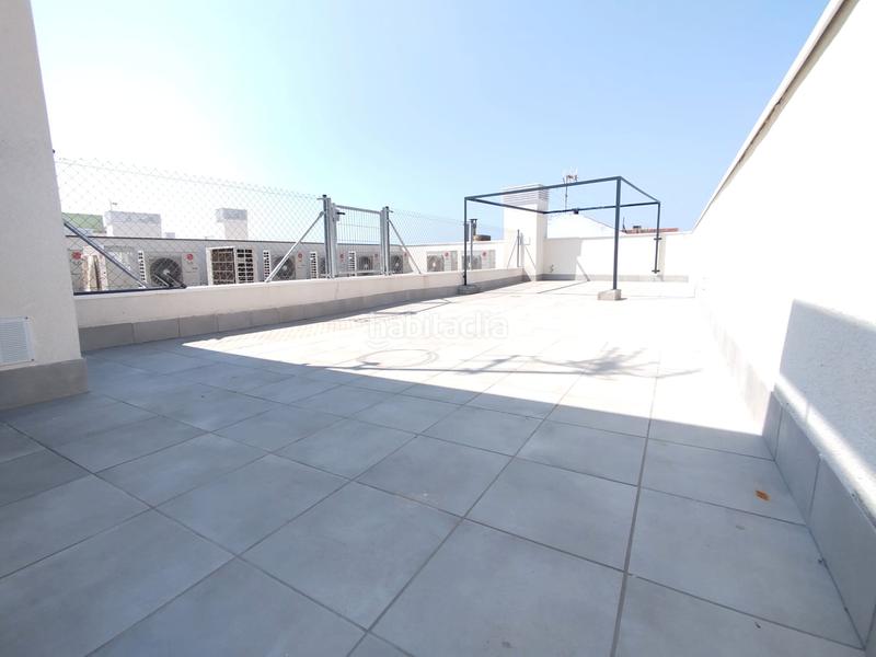 Foto 2d9ad815-bcb4-46a3-a71c-99e93055683f. Pis a carrer del Manresà 31 a Manresà Badalona