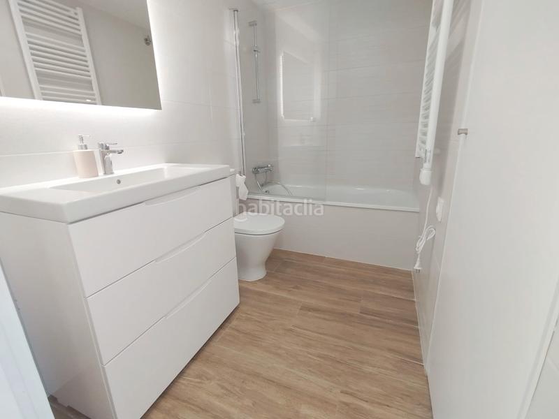 Foto 3f2c60bf-ab3e-4f63-b64b-29eb12169967. Pis a carrer del Manresà 31 a Manresà Badalona