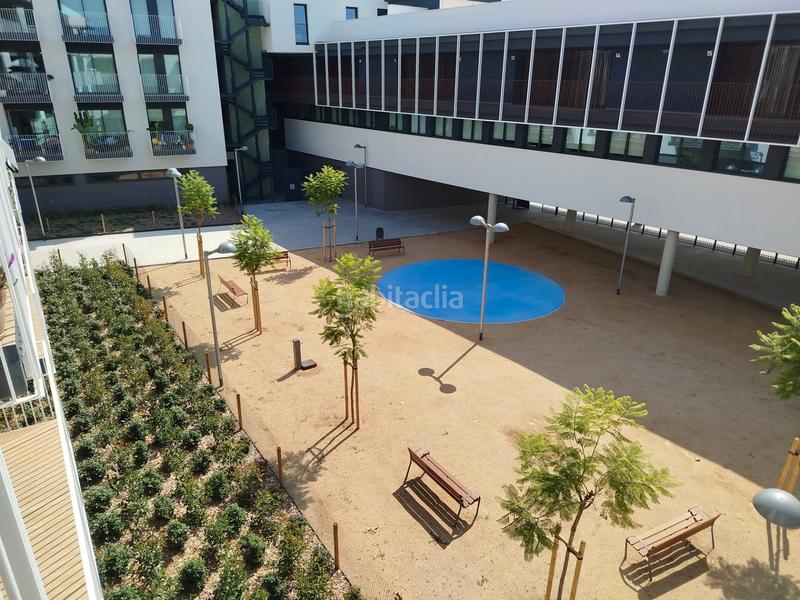 Foto 42bc7ec8-55d0-43c8-83cb-5541bebb04a7. Pis a carrer del Manresà 31 a Manresà Badalona