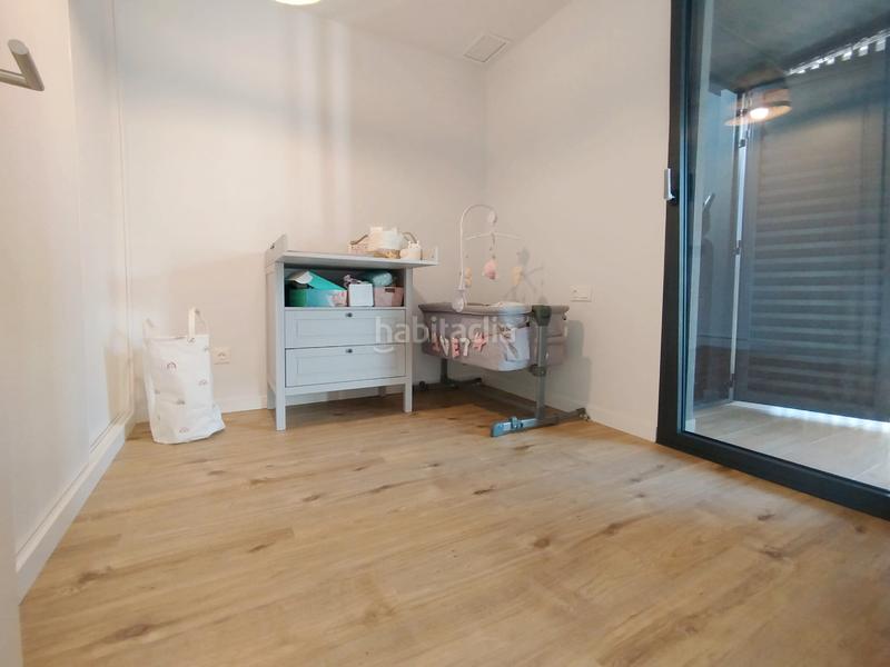 Foto 5d5bbef5-a9a0-43b7-bb61-ce198be10fdf. Pis a carrer del Manresà 31 a Manresà Badalona